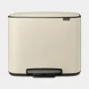 Brabantia Bo pedaalemmer 36 liter met kunststof binnenemmer Soft Beige