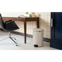 Brabantia NewIcon pedaalemmer 20 liter met kunststof binnenemmer Soft Beige
