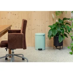 Brabantia NewIcon pedaalemmer 20 liter met kunststof binnenemmer Jade Green