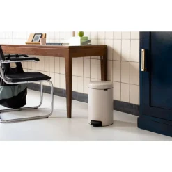 Brabantia NewIcon pedaalemmer 12 liter met kunststof binnenemmer Soft Beige