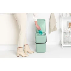 Brabantia Sort & Go afvalemmer 25 liter Jade Green