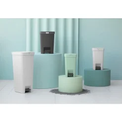 Brabantia StepUp pedaalemmer 16 liter Light Grey