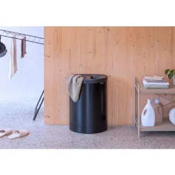 Brabantia Wasbox 55 liter met kunststof deksel Matt Black / Dark Grey