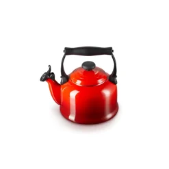 Le Creuset Tradition Fluitketel 2,1l Kersenrood