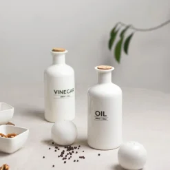 Ona Cucina Olie- en azijnfles set 60cl wit