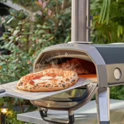 Ooni Karu 2 Multi-Fuel Pizza Oven