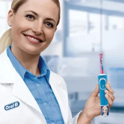 Oral-B D100 Kids Frozen