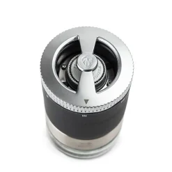 Peugeot Maestro Peperbar, u'Select pepermolen met 3 geweldige pepers, 3 verwisselbare reservoirs, een viltstift en een adviesboekje