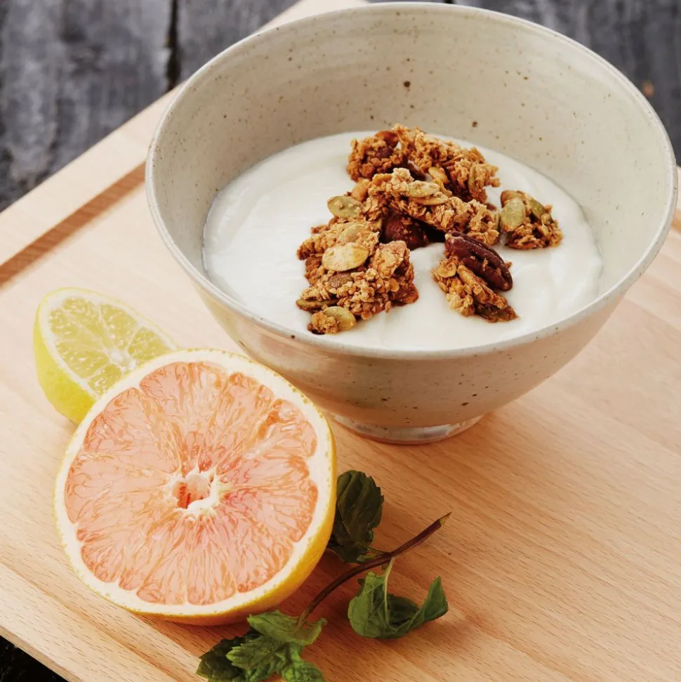 Point-Virgule Point-Virgule snijplank met sapgeul uit beuk by Mathias De Ferm 39x29x4cm