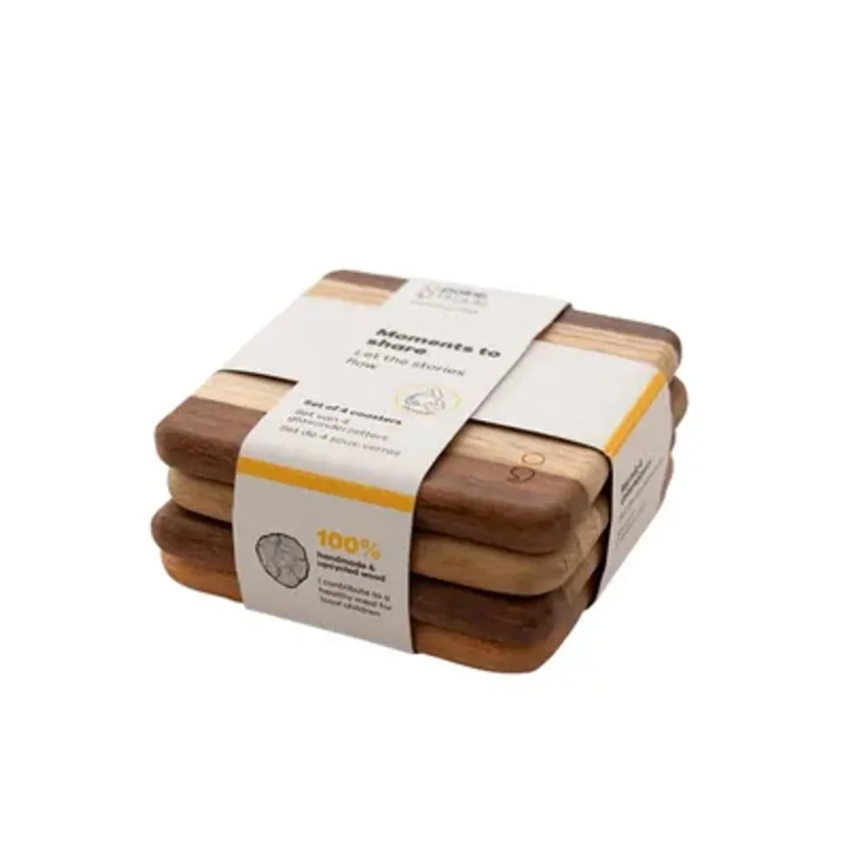 Point-Virgule set van 4 glasonderzetters uit gerecycleerd hout 9.5x9.5cm