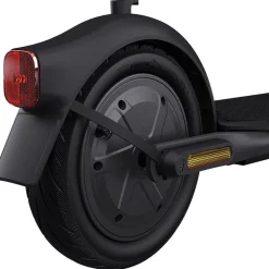 Segway-Ninebot Kickscooter F2 Plus E Powered by Segway - E-step - Actieradius: 55km - Snelheid: 25km/h