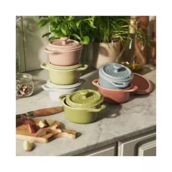 Staub Macaron Set van 6 mini keramische cocottes 10 cm