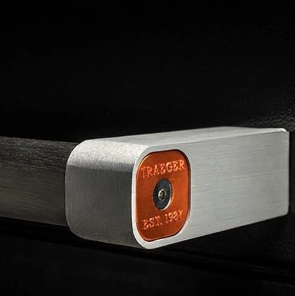 Traeger ironwood 885