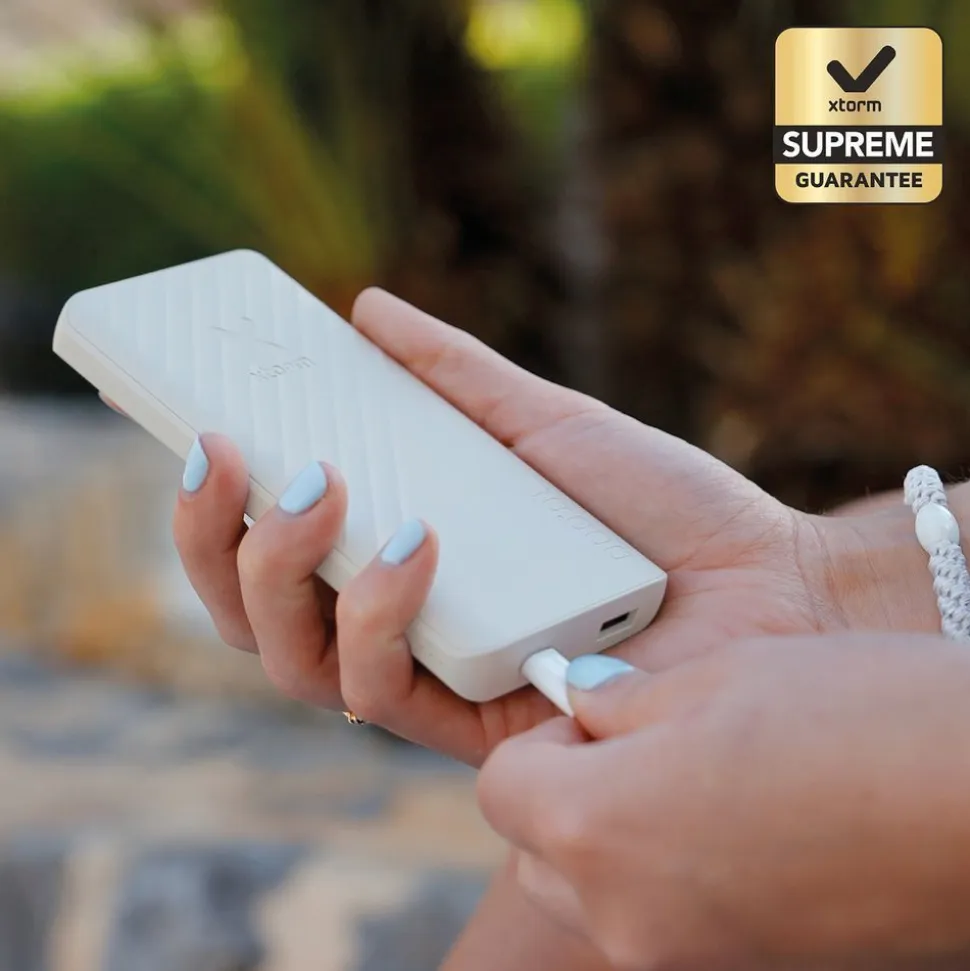 Xtorm 15W Go2 FastCharge Powerbank 10.000 mAh - Ash White - XG2100